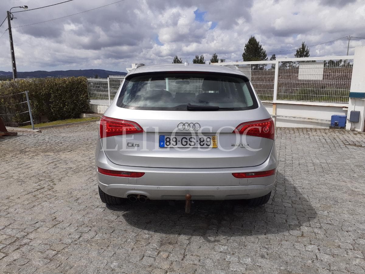 Audi Q5 2.0 TDI Quattro 170cv · Ano 2008 — image 5