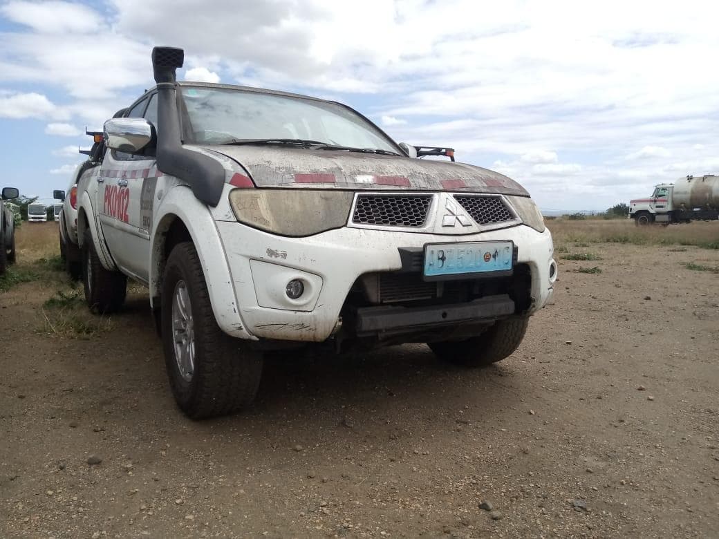 Mitsubishi L200 · — imagen 1