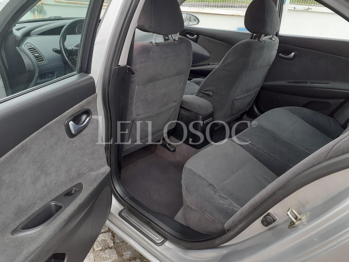 Nissan Primera · Diesel · Ano 2004 — imagen 14