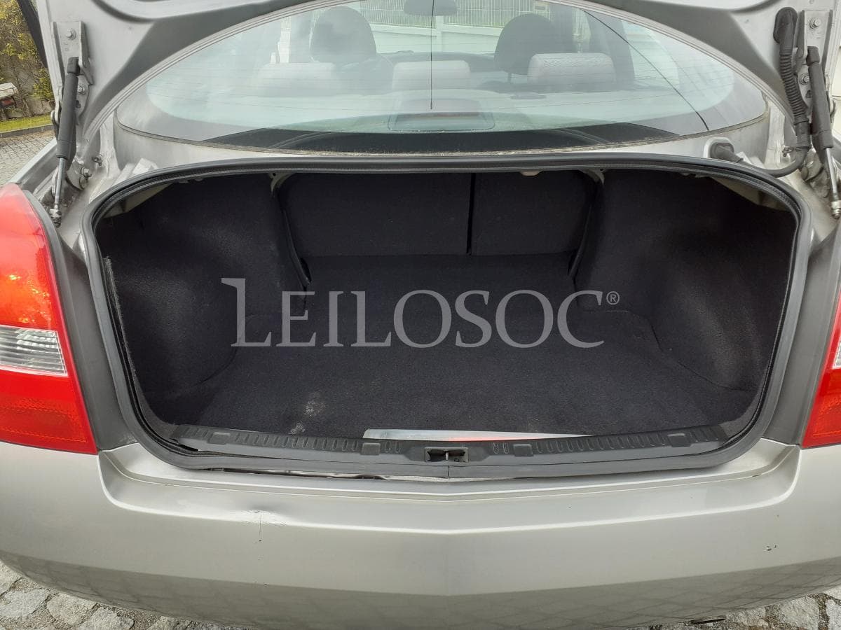Nissan Primera · Diesel · Ano 2004 — imagen 15