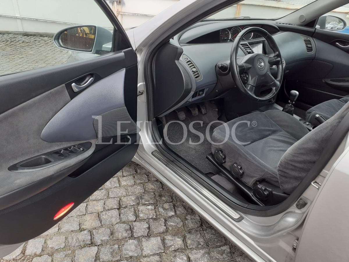 Nissan Primera · Diesel · Ano 2004 — imagen 7