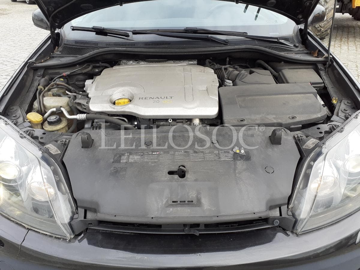 Renault Laguna 2.0 DCI · Ano 2009 — imagen 18