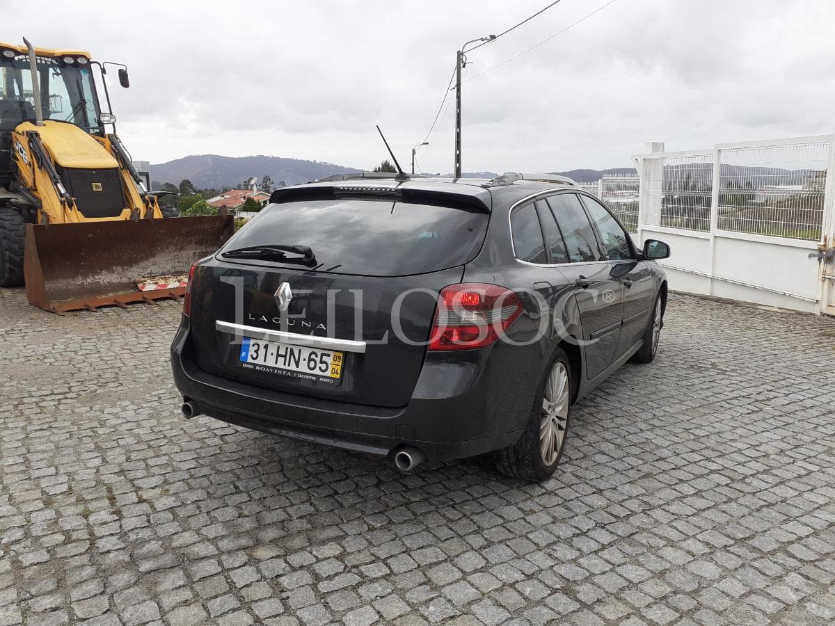Renault Laguna 2.0 DCI · Ano 2009 — imagen 4