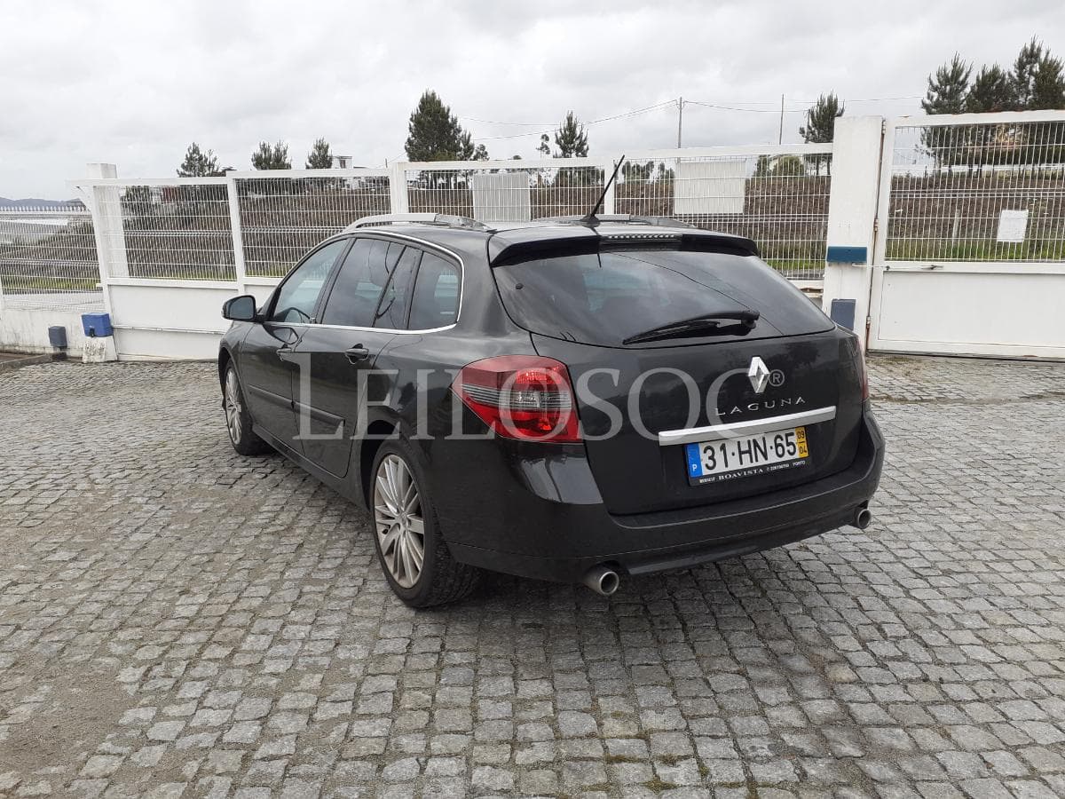 Renault Laguna 2.0 DCI · Ano 2009 — imagen 6