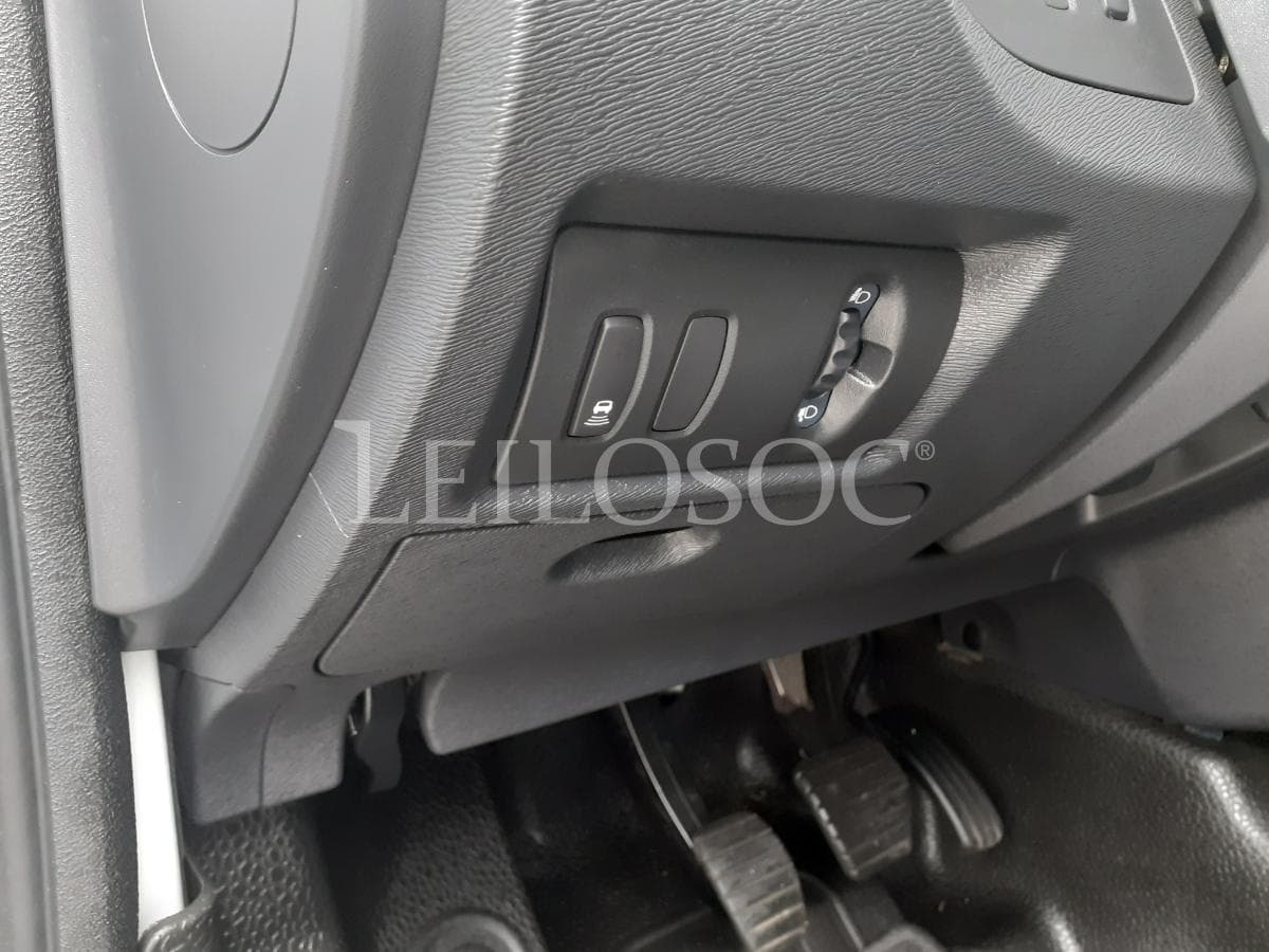 Renault Kangoo · 3 Lugares · Ano 2015 — imagem 13