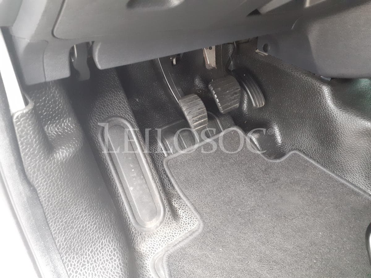 Renault Kangoo · 3 Lugares · Ano 2015 — imagem 8