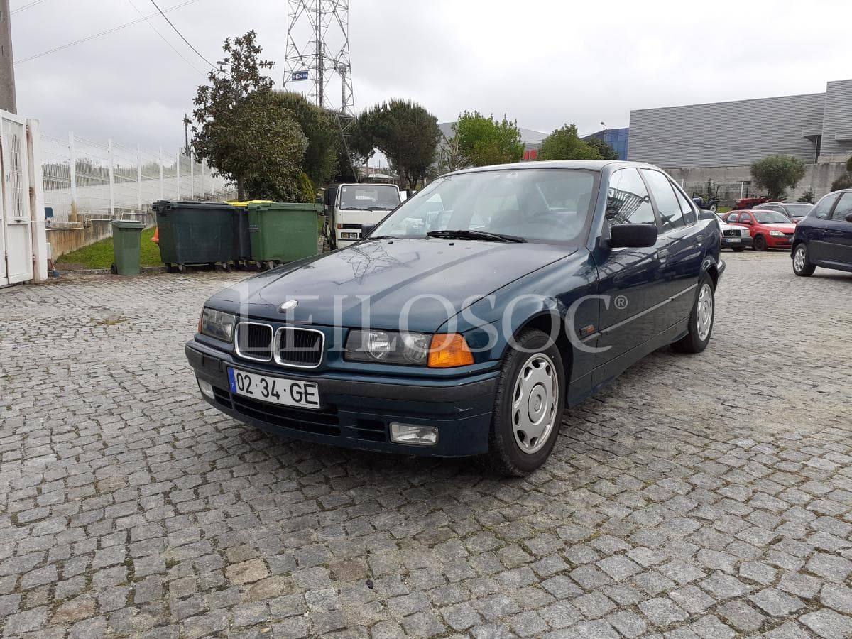 BMW 318 TDS · Ano 1996 — imagem 3