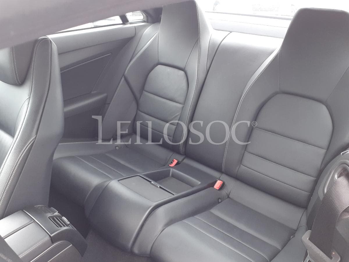 Mercedes E 250 CDI Coupé · Ano 2011 · KIT AMG — imagen 18