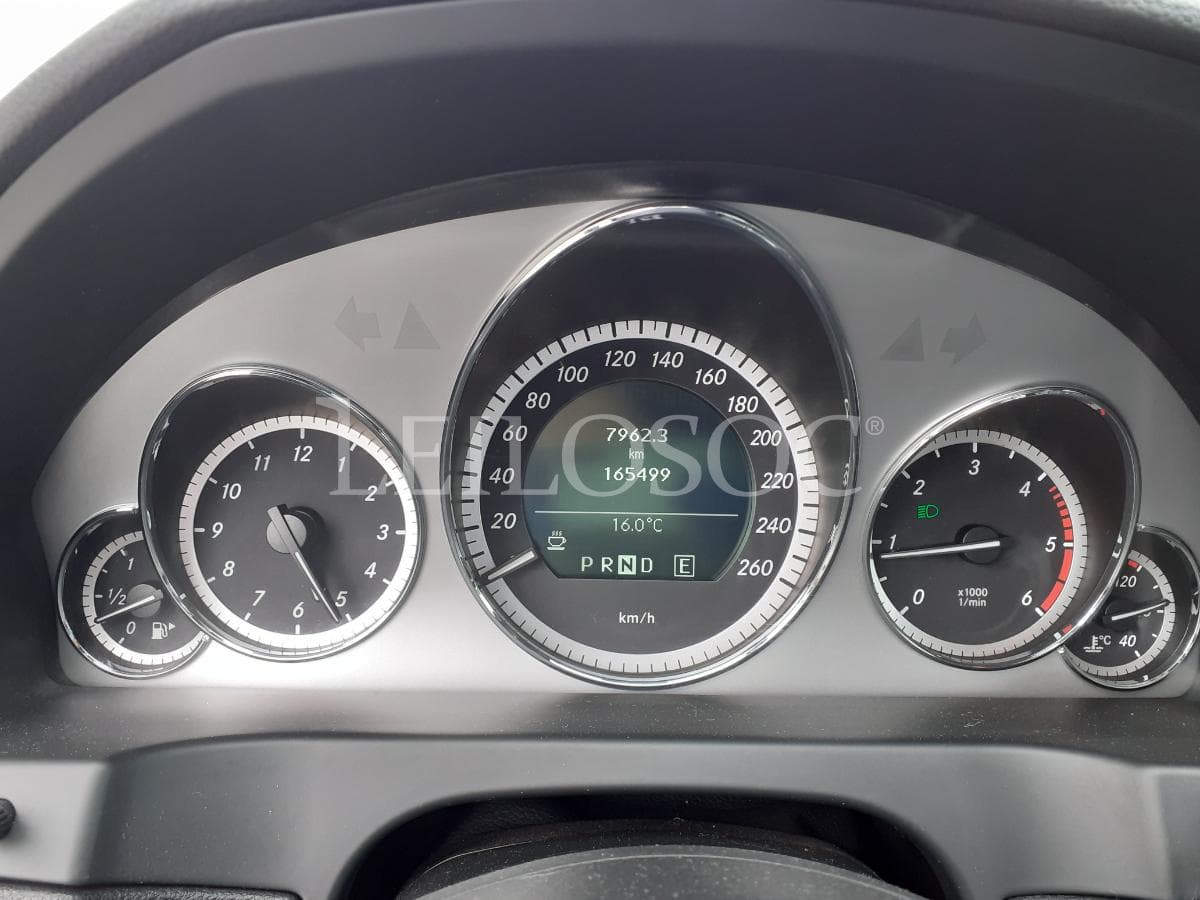 Mercedes E 250 CDI Coupé · Ano 2011 · KIT AMG — imagen 11