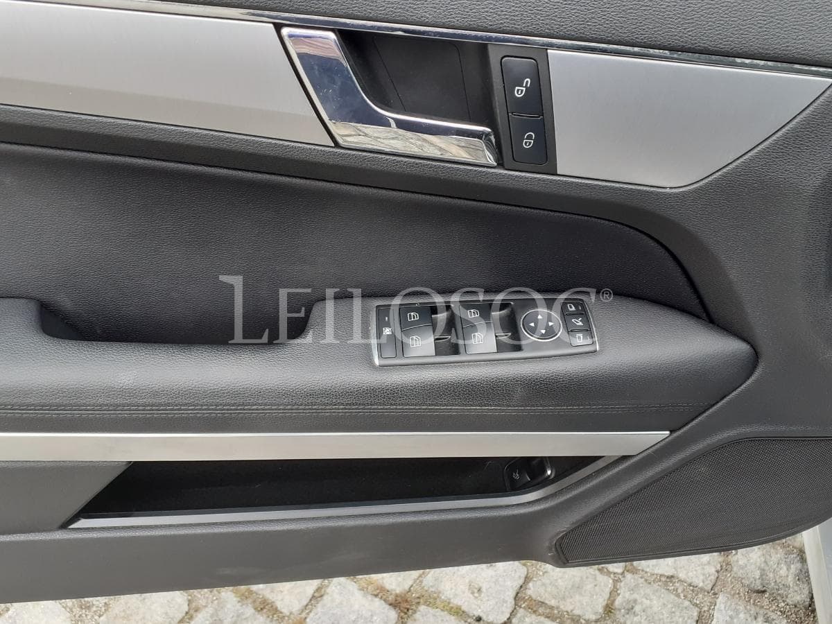 Mercedes E 250 CDI Coupé · Ano 2011 · KIT AMG — imagen 9