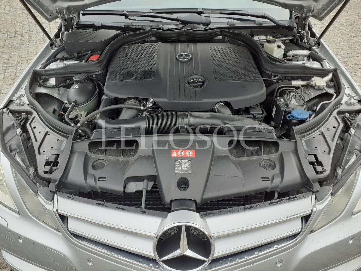 Mercedes E 250 CDI Coupé · Ano 2011 · KIT AMG — imagen 20