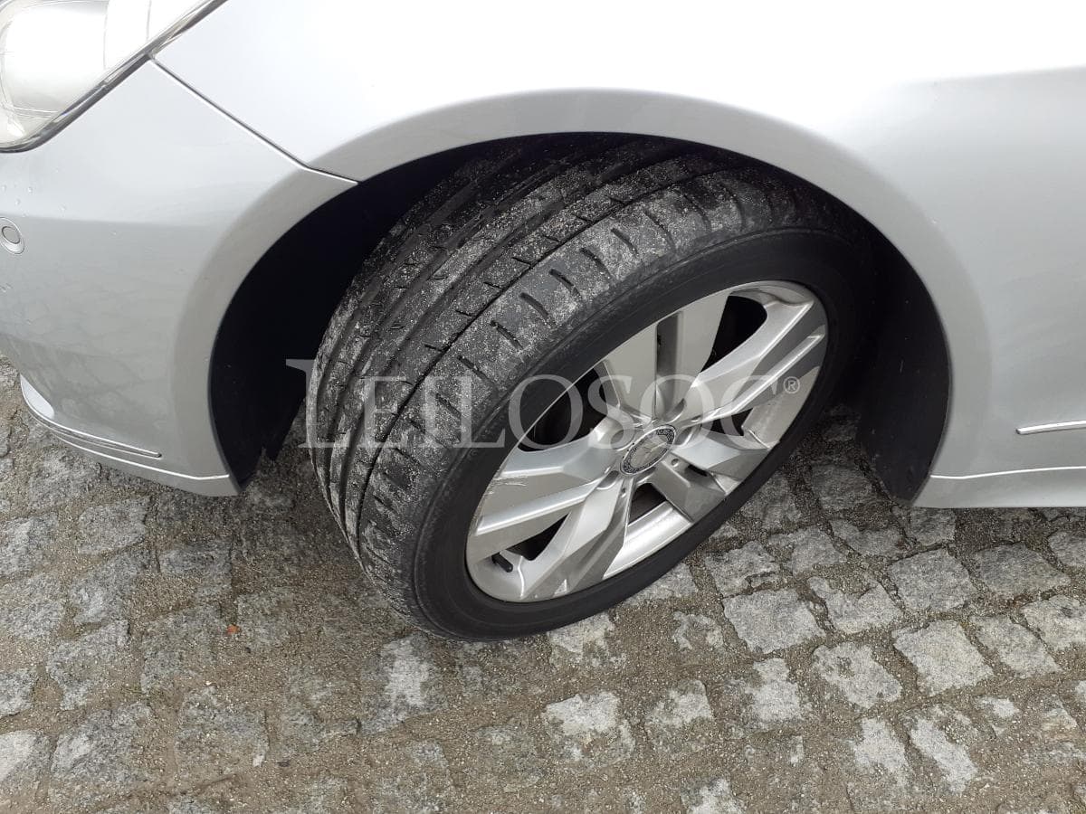 Mercedes E 250 CDI Coupé · Ano 2011 · KIT AMG — imagen 25