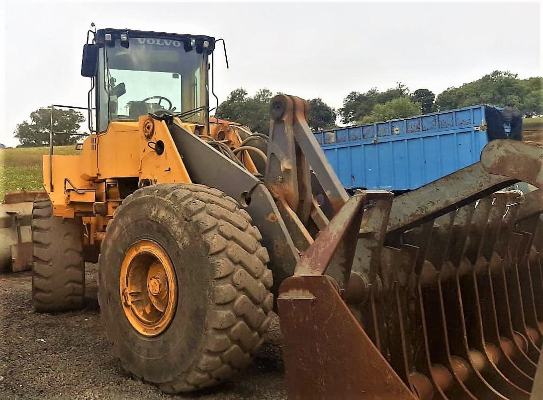 Pala cargadora Volvo L180 C — image 1