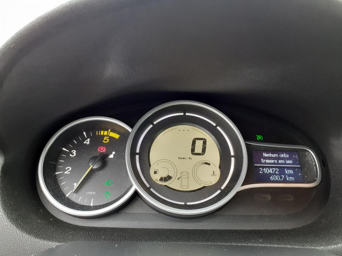 Renault Mégane Coupé 1.5 CDI — image 10