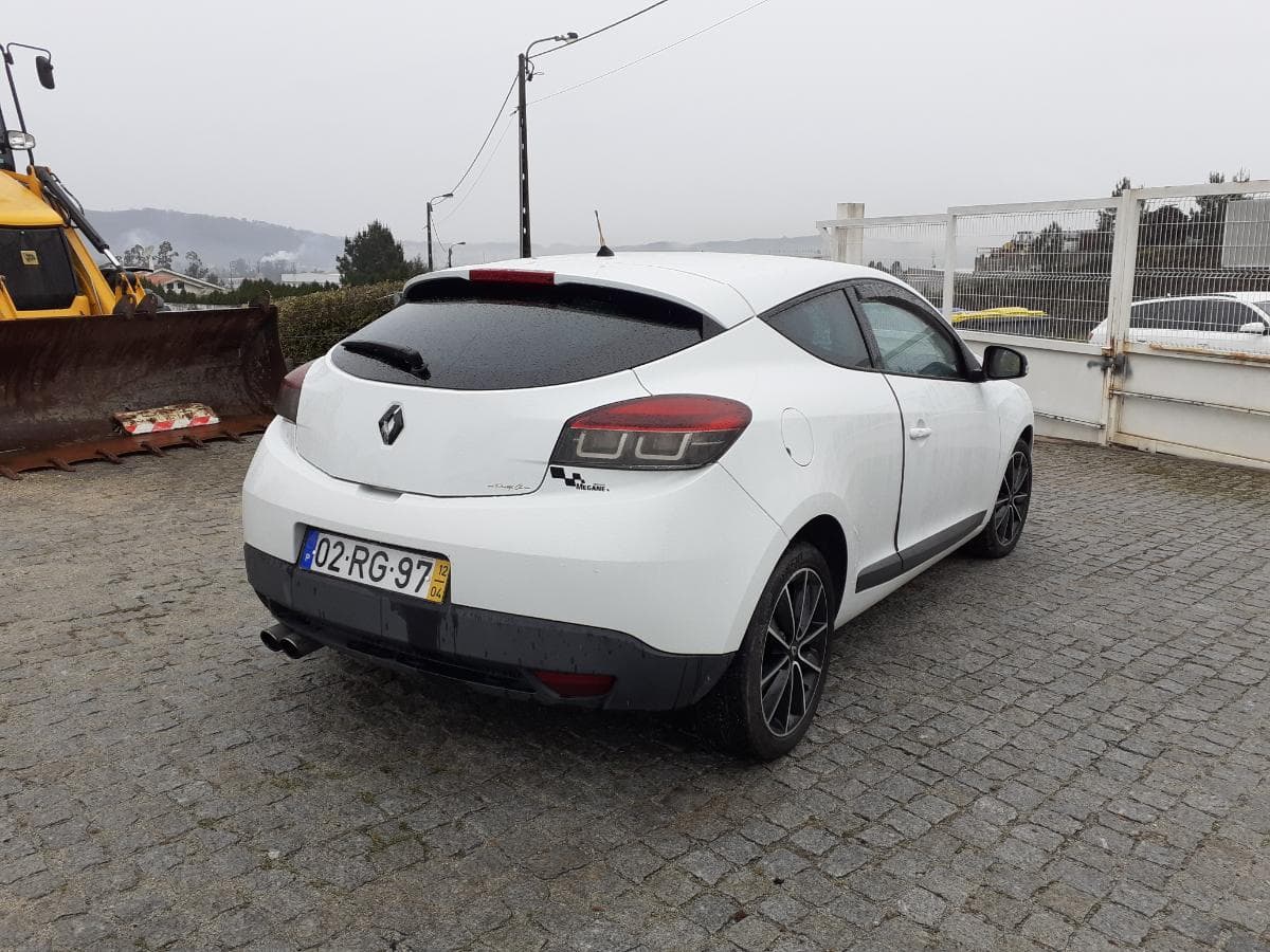Renault Mégane Coupé 1.5 CDI — image 4