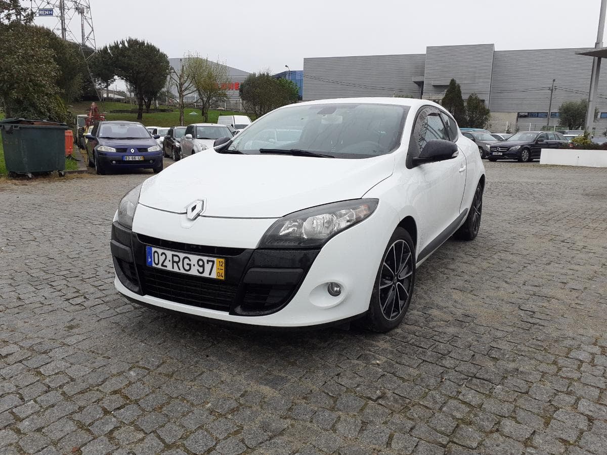 Renault Mégane Coupé 1.5 CDI — image 3