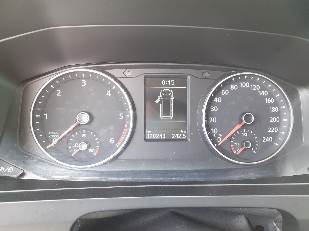 Volkswagen Transporter 2.0 TDI · Ano 2018 — imagen 12