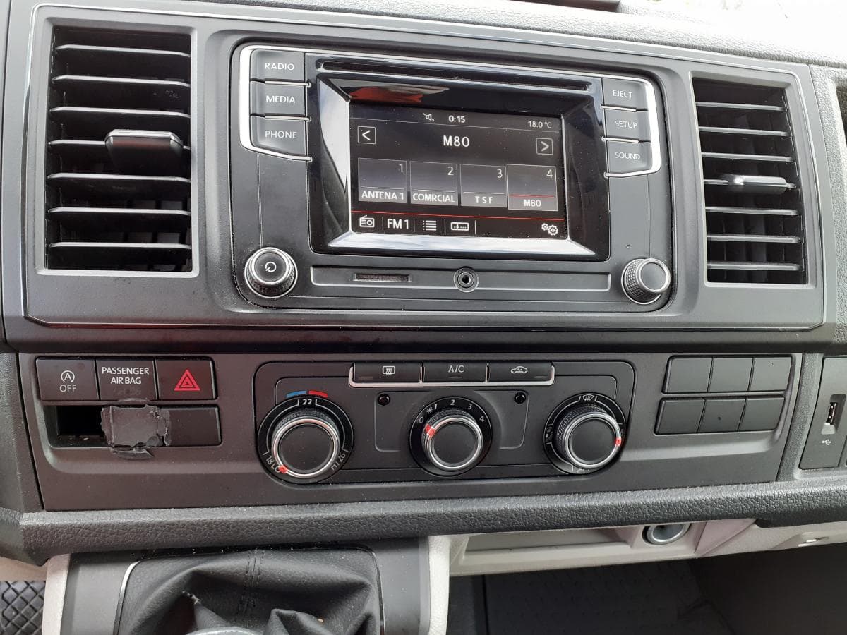 Volkswagen Transporter 2.0 TDI · Ano 2018 — imagen 11