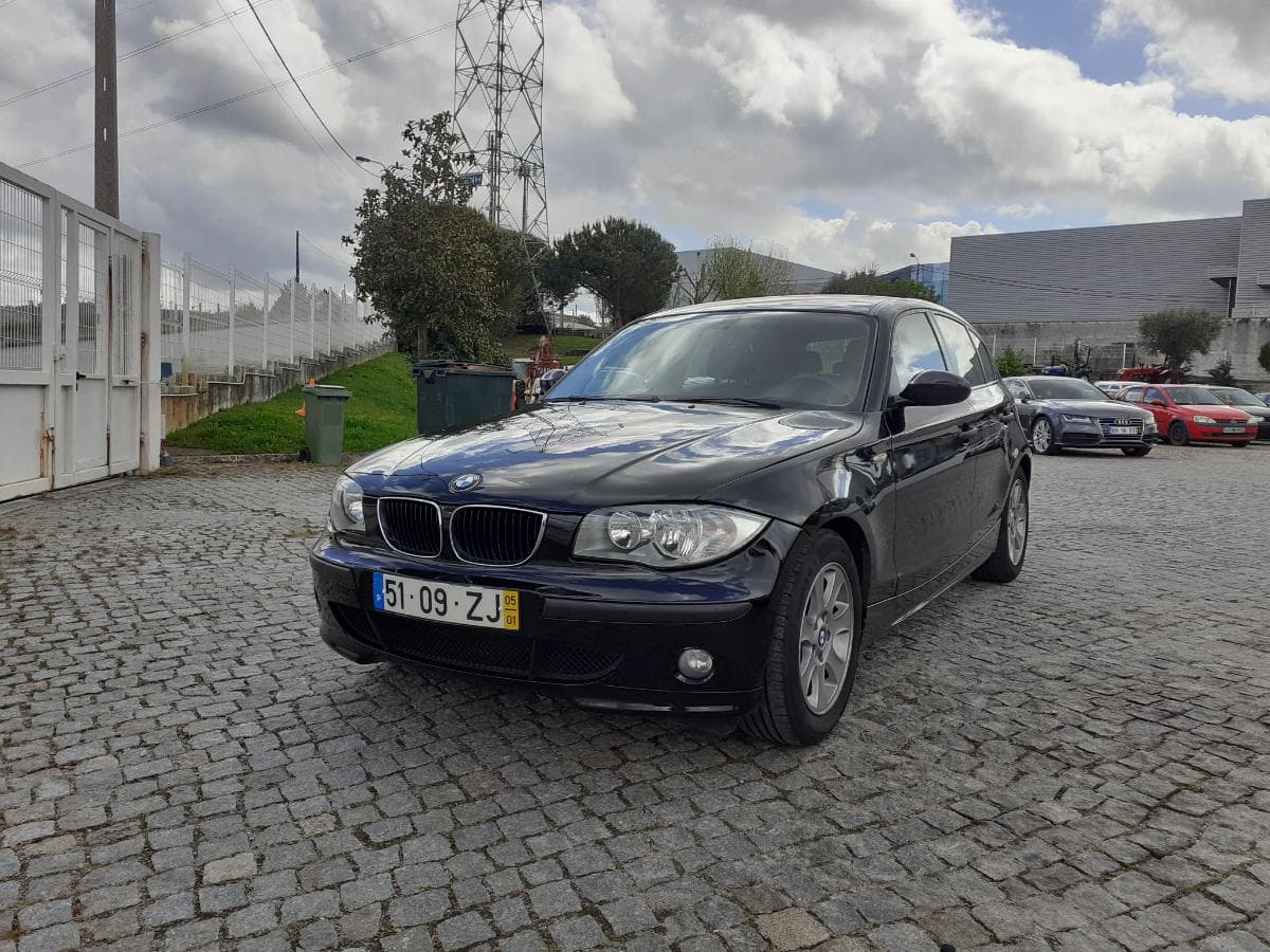 BMW 116 I  · Ano 2005 — imagen 3