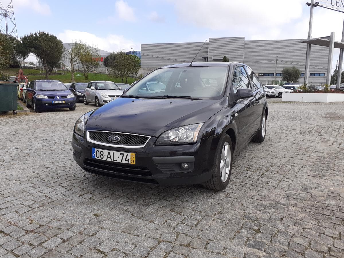 Ford Focus 1.6 TDCI · 2 Lugares · Ano 2005 — imagem 3