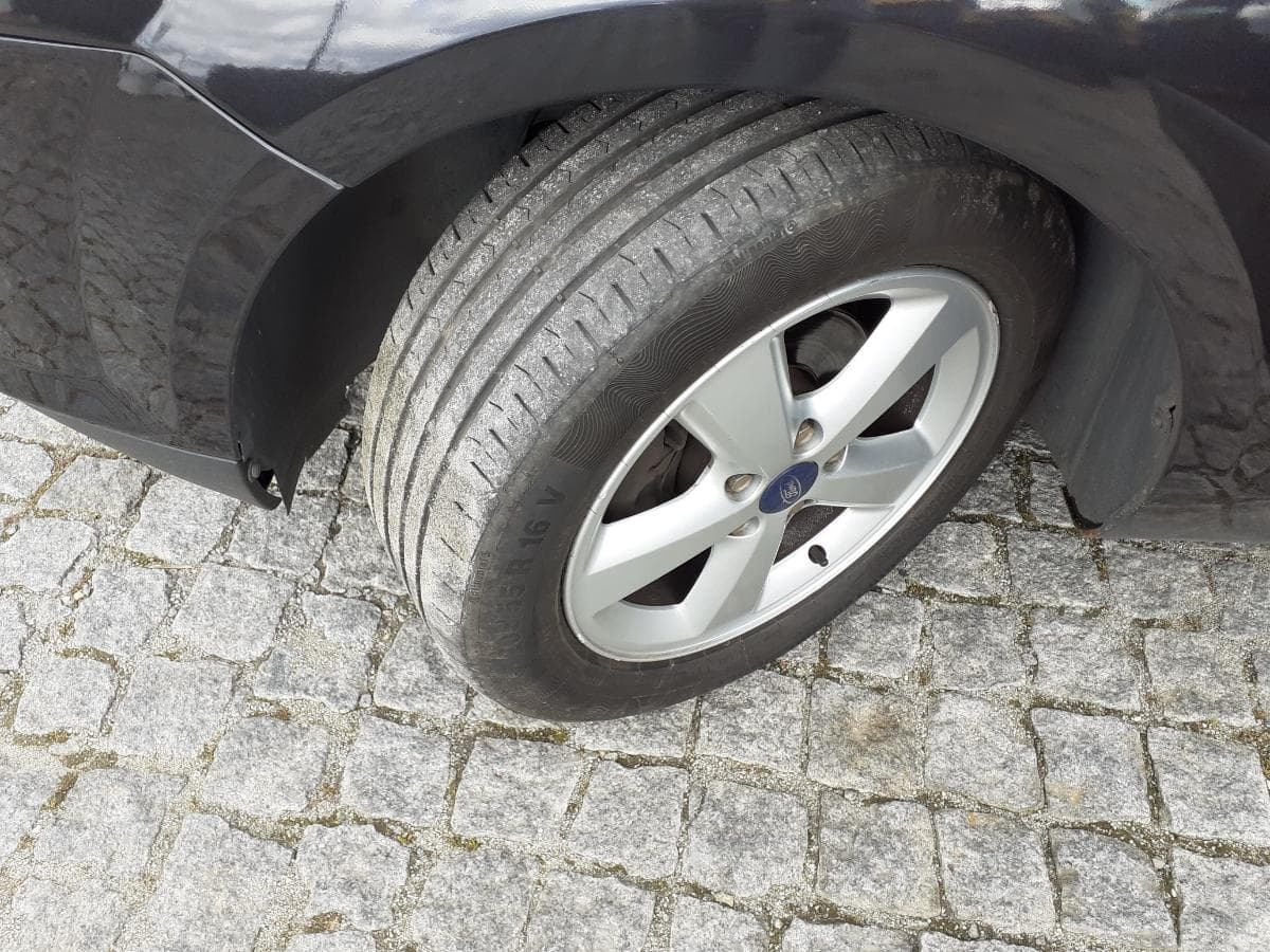Ford Focus 1.6 TDCI · 2 Lugares · Ano 2005 — imagem 17