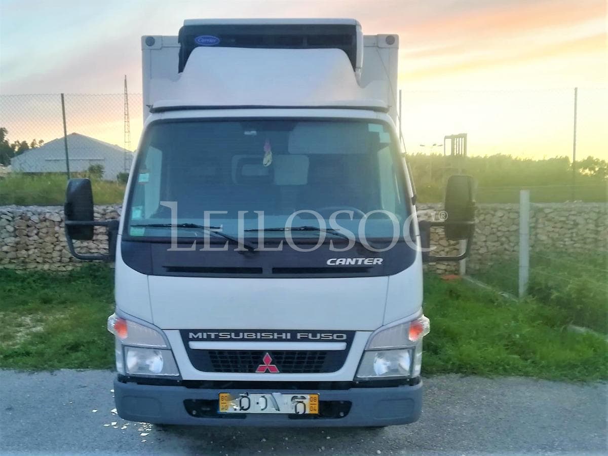 Mitsubishi Canter — image 2
