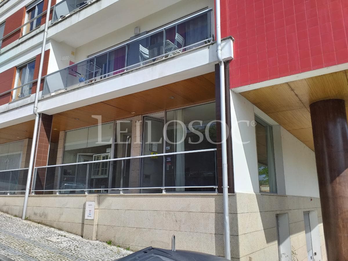 Loja + Lugar de Garagem · Arcos de Valdevez