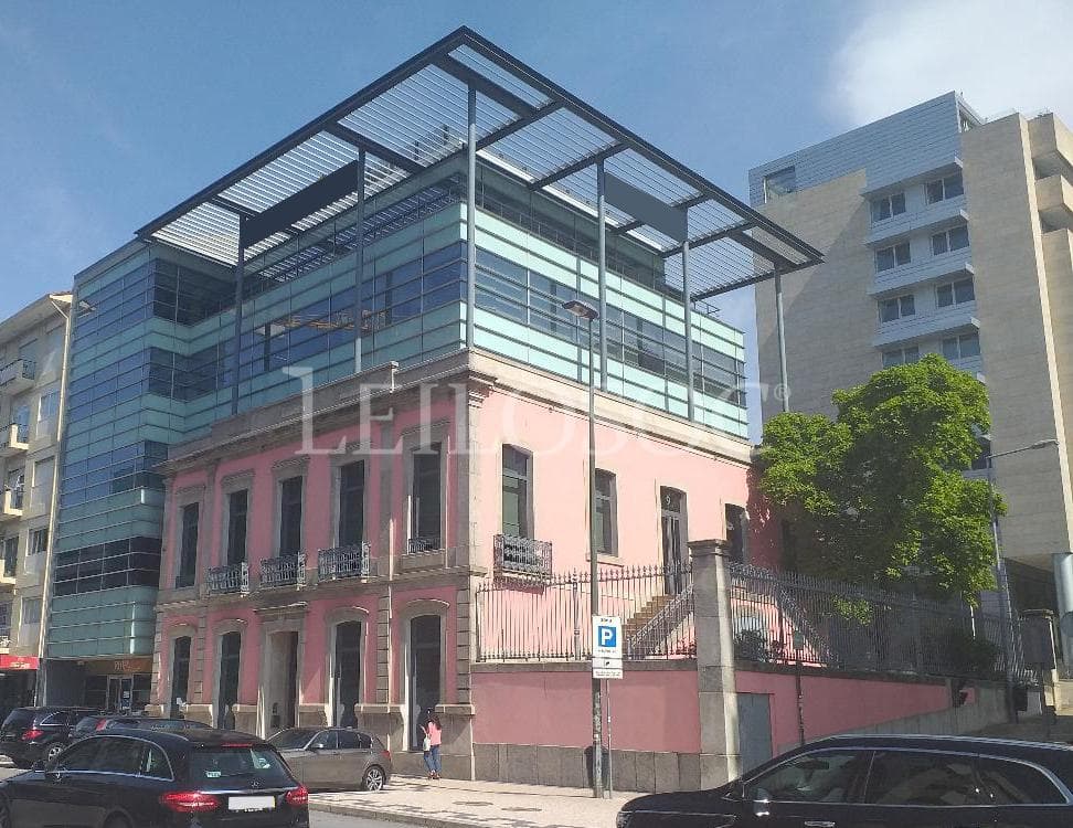 Loja · Porto — image 2