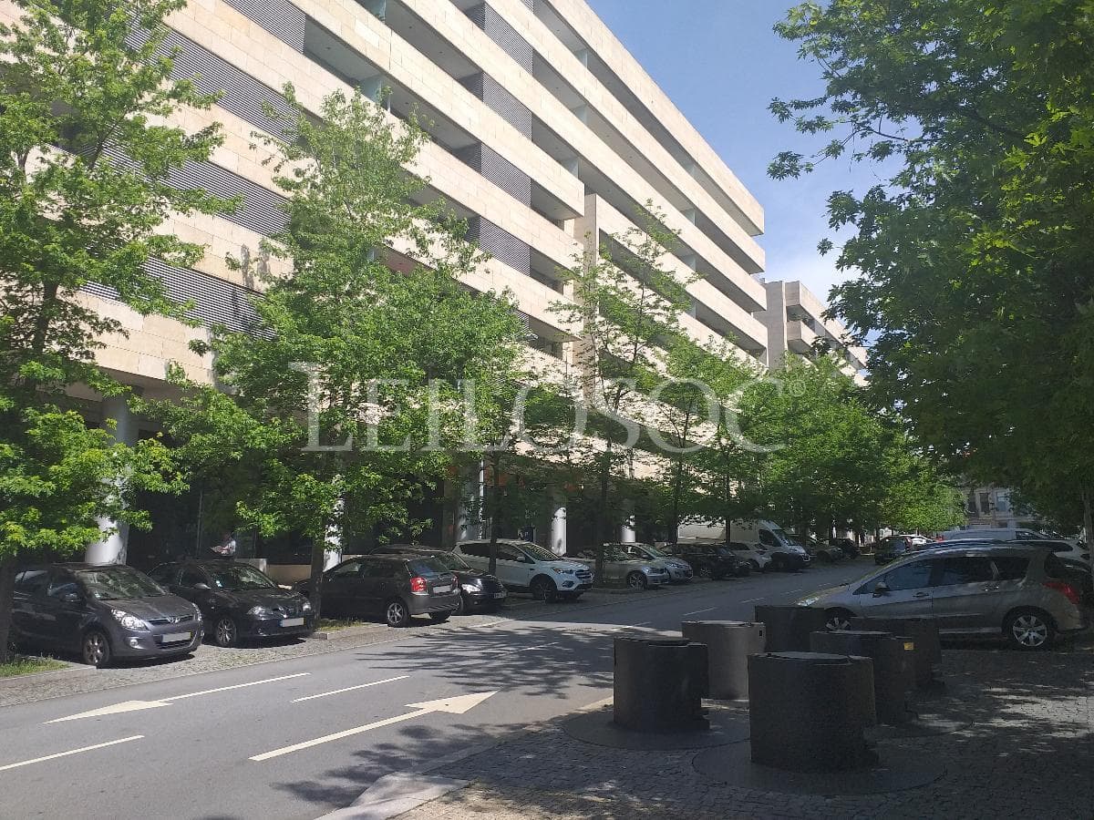 Plaza de Garaje · Porto — imagen 2