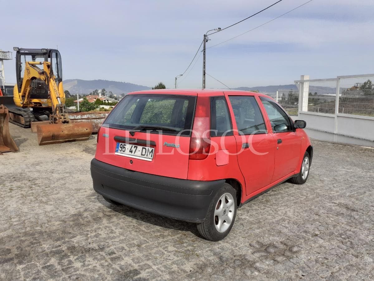 Fiat Punto 55 S · Ano 1994 — imagen 4