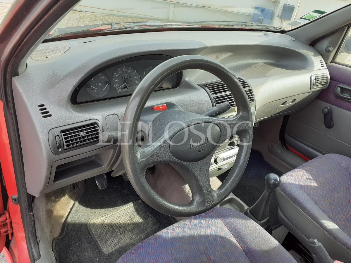 Fiat Punto 55 S · Ano 1994 — imagen 10