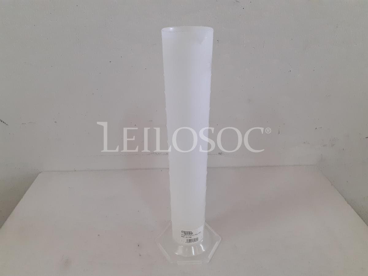 Tubes en plastique ·