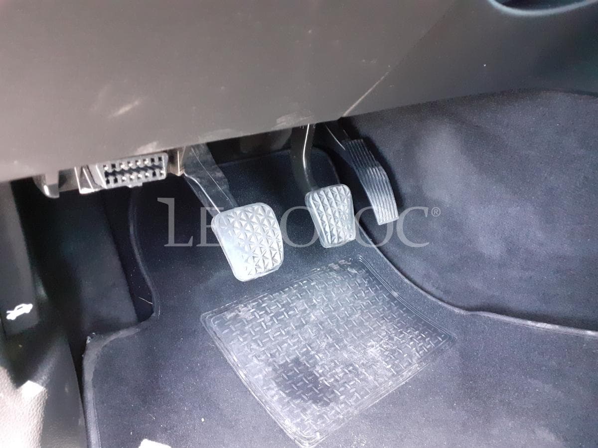Opel Insígnia 2.0 CDTI · Ano 2012 — image 8