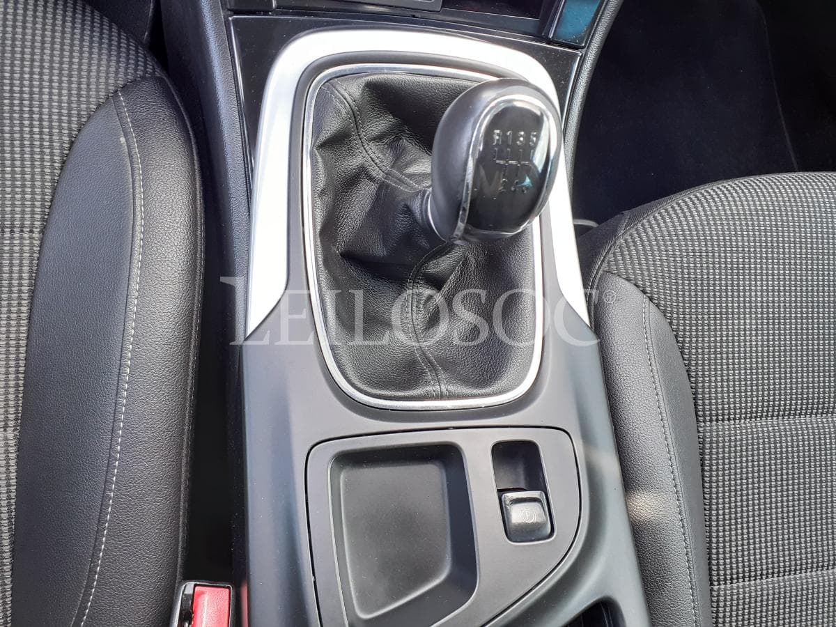 Opel Insígnia 2.0 CDTI · Ano 2012 — image 15