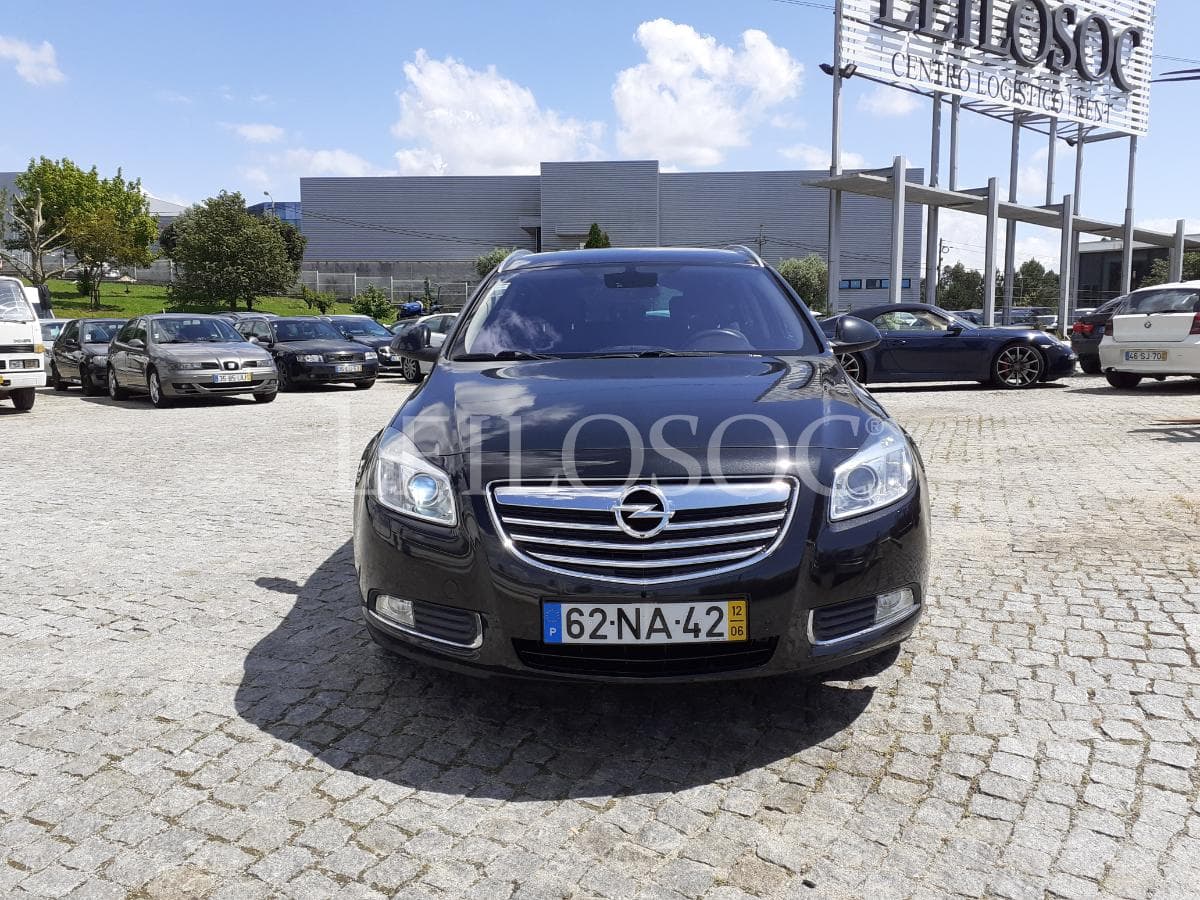 Opel Insígnia 2.0 CDTI · Ano 2012 — image 2