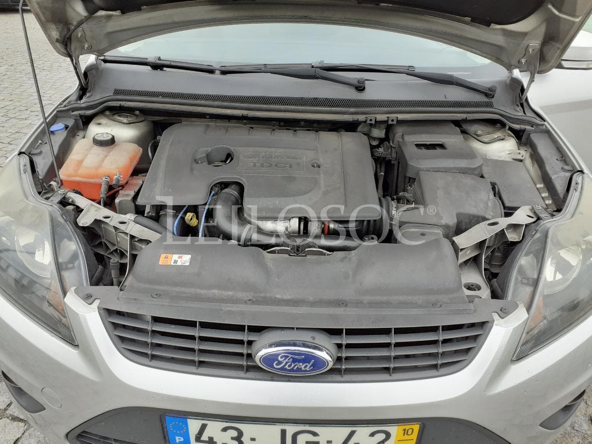 Ford Focus 1.6 TDCI · Ano 2010 — image 18