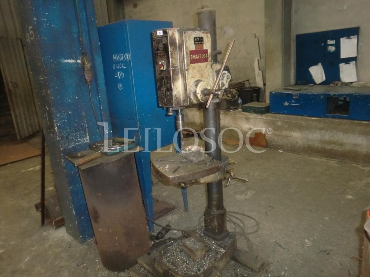 Máquina de furar de coluna — imagen 1