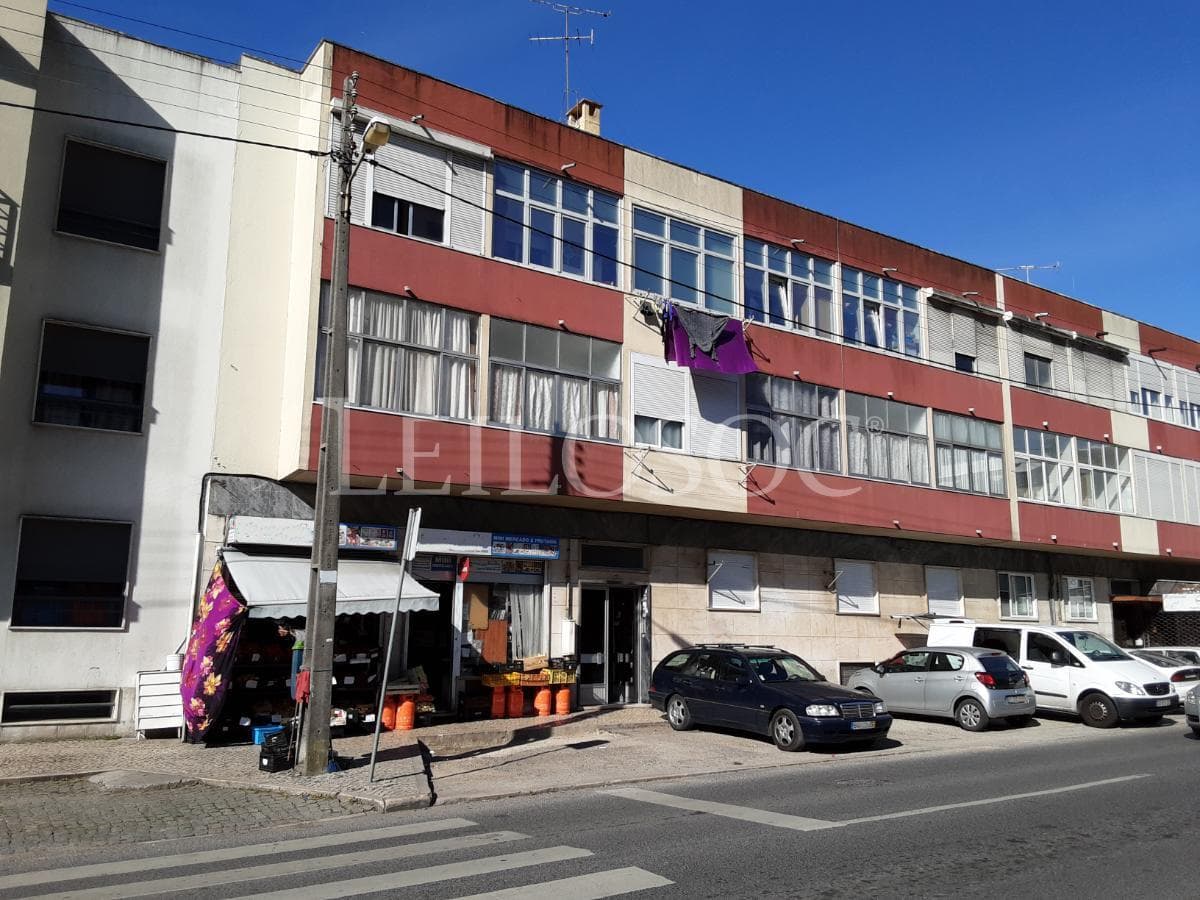 Apartamento T2 · Odivelas — image 1