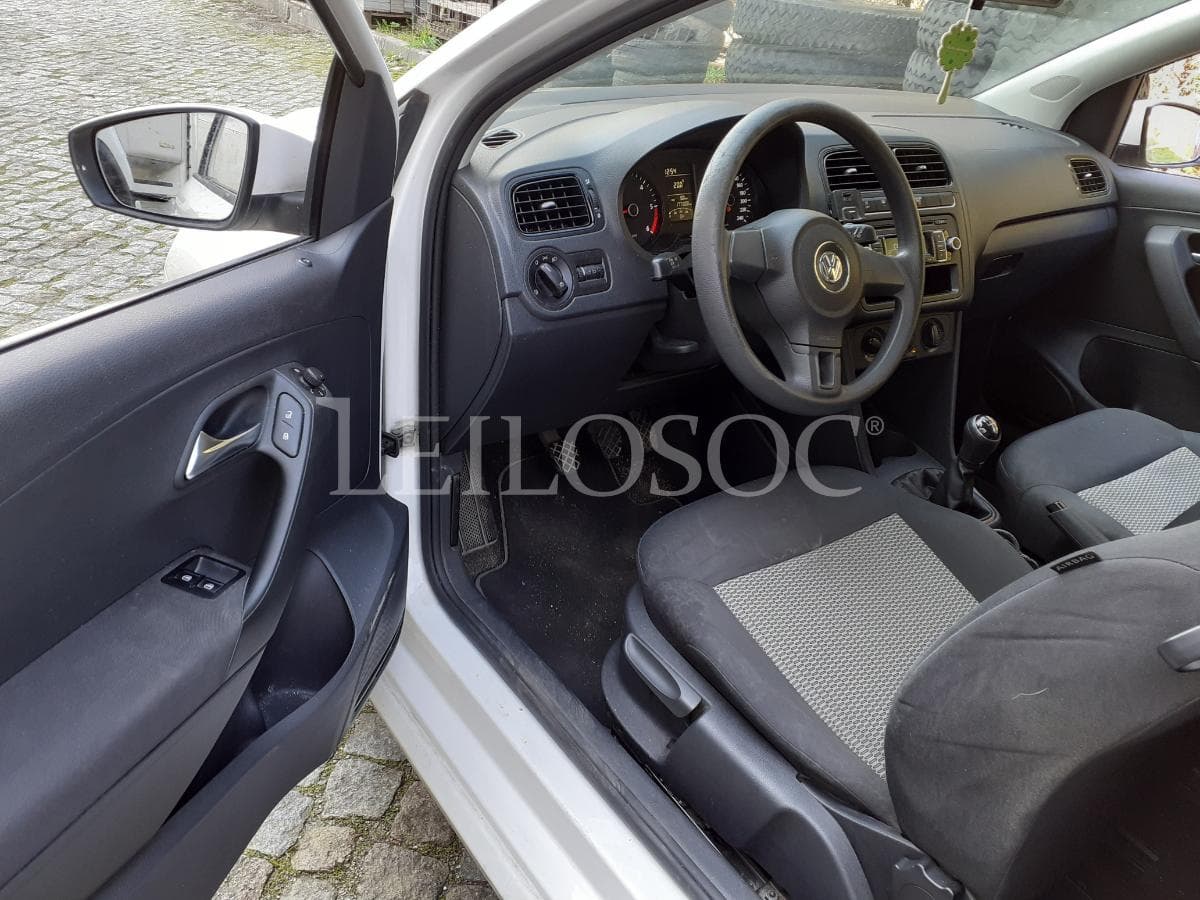 Volkswagen Polo 1.2 TDI · Ano 2013 — image 7