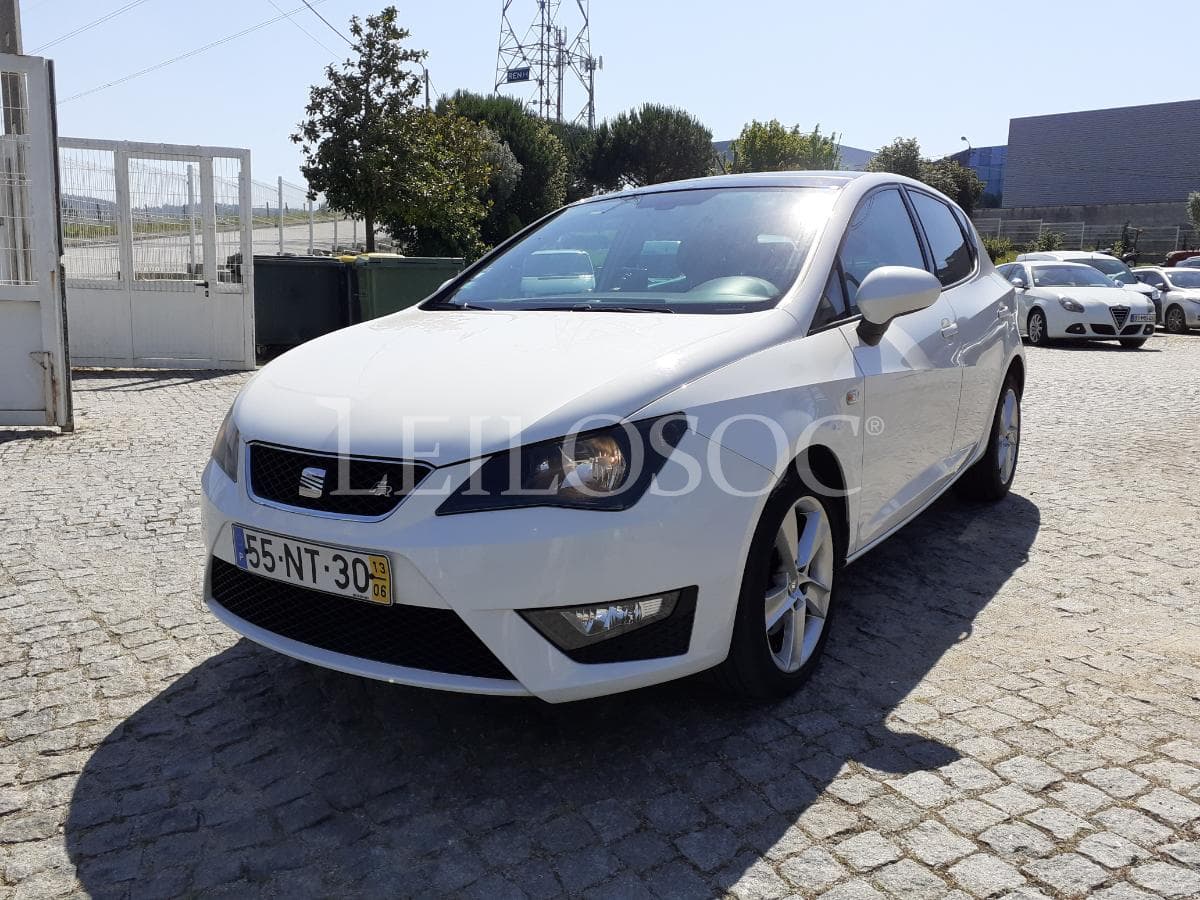 Seat Ibiza FR 1.6 TDI · Ano 2013 — image 3