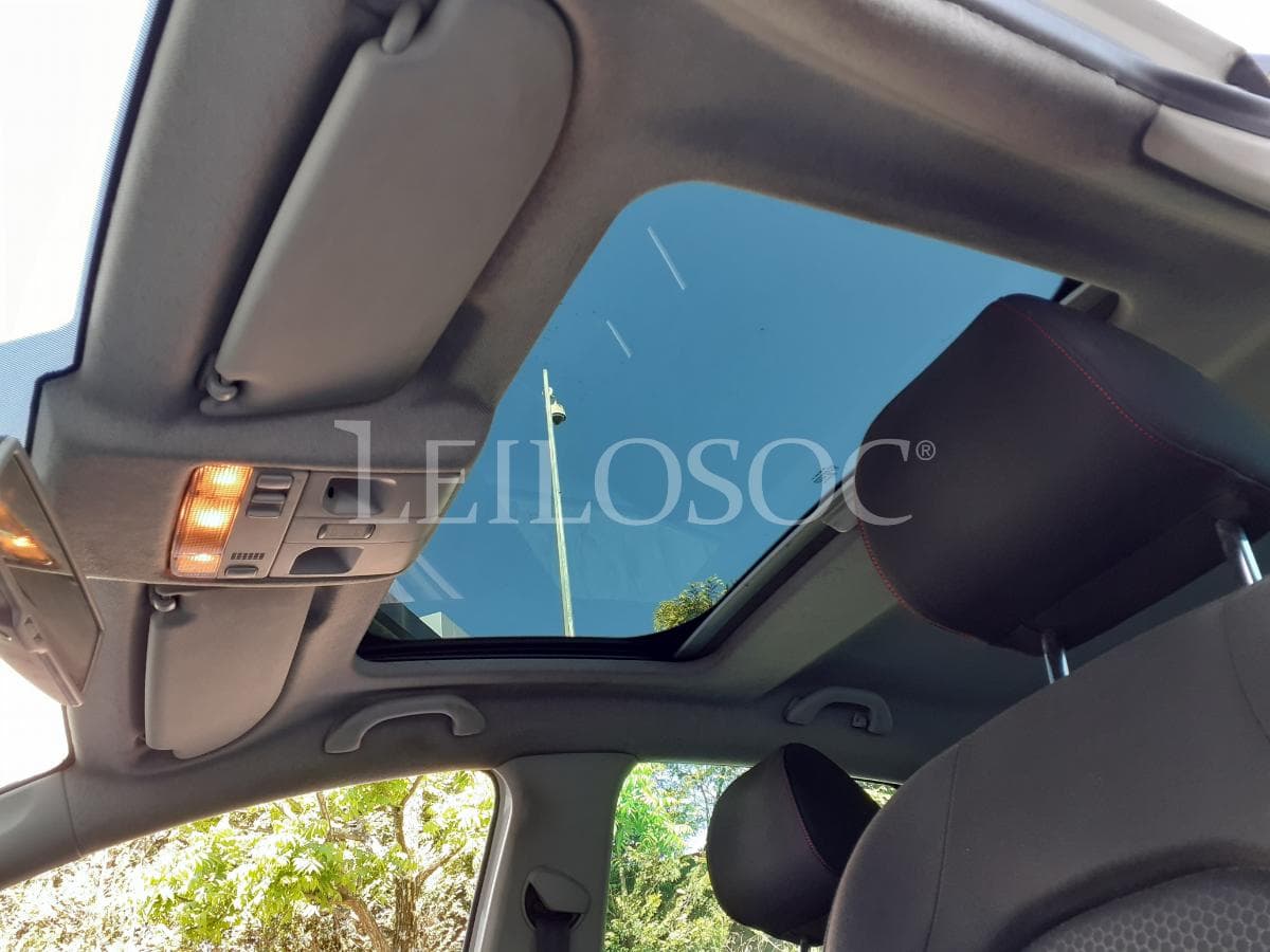 Seat Ibiza FR 1.6 TDI · Ano 2013 — image 15
