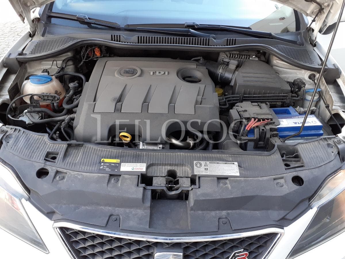 Seat Ibiza FR 1.6 TDI · Ano 2013 — image 18
