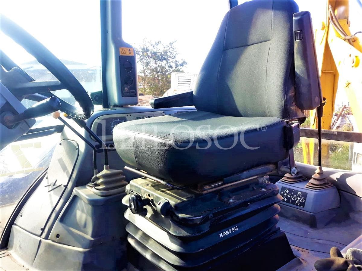 Rectro Excavadora Fermec 760 — image 11