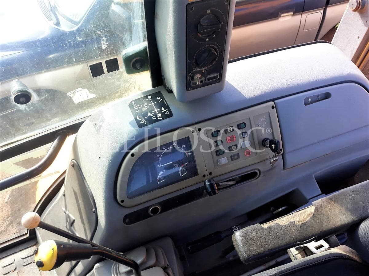 Rectro Excavadora Fermec 760 — image 12