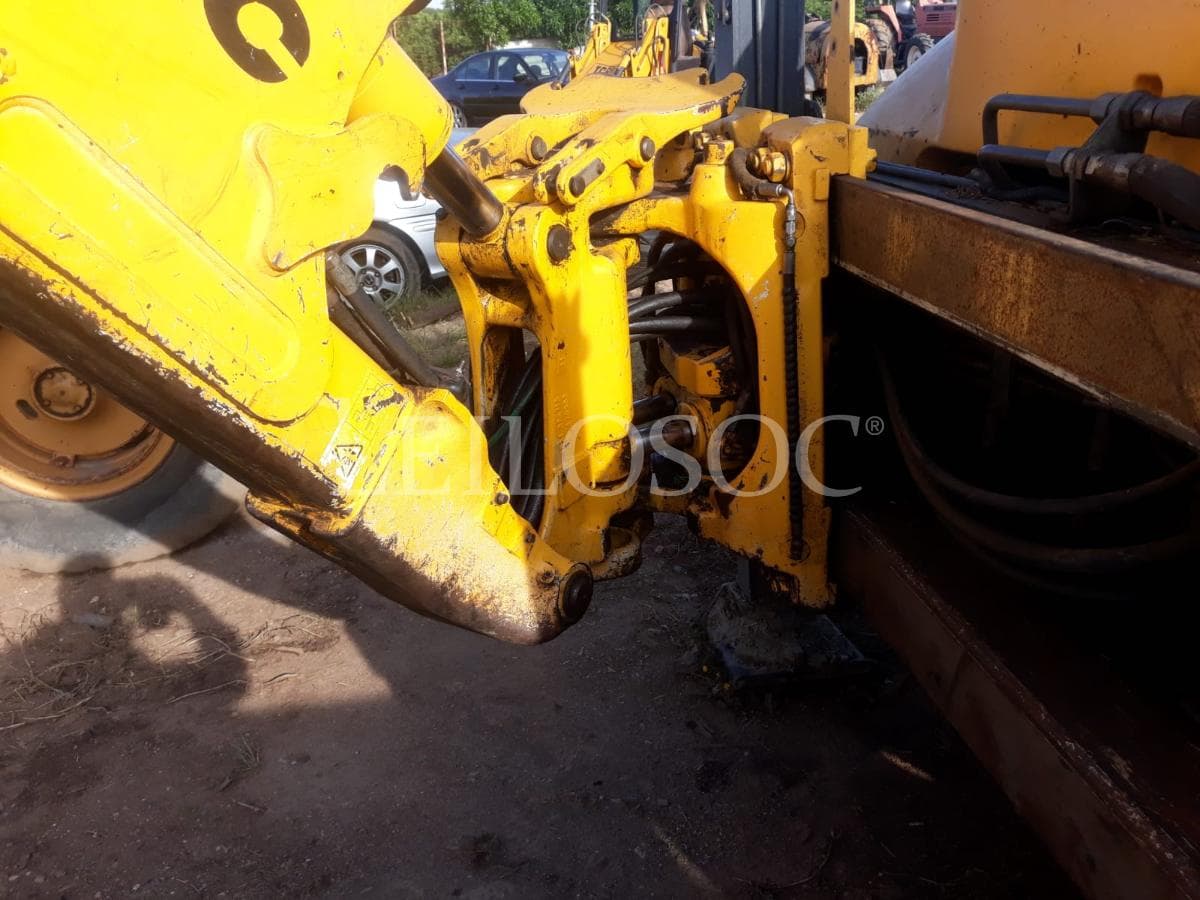 Rectro Excavadora Fermec 760 — image 9