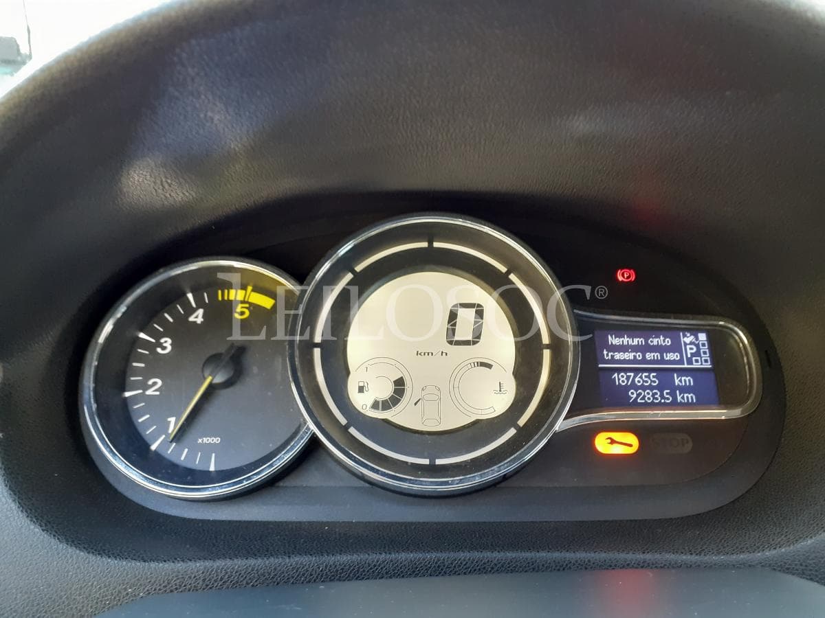 Renault Mégane  · Caixa Automática · Ano 2013 — image 11