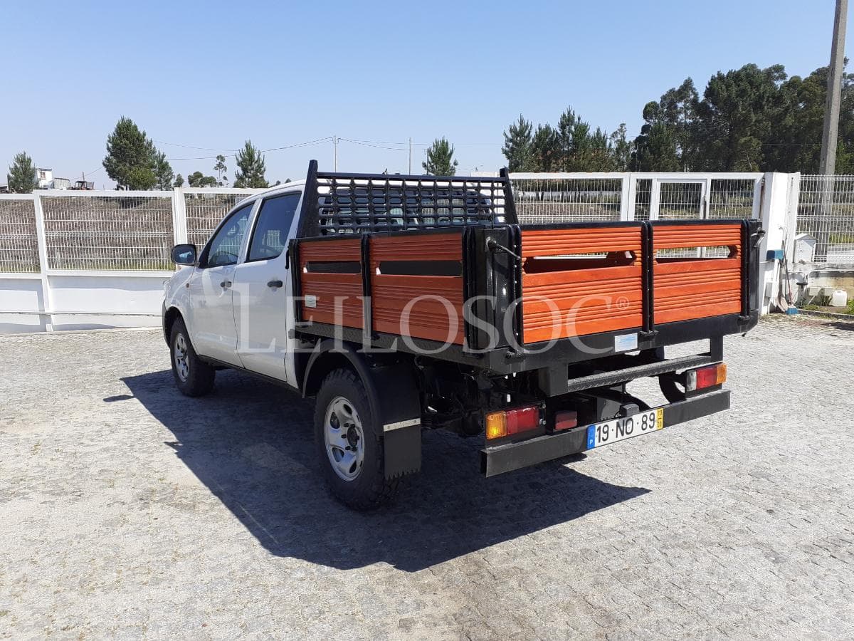 Toyota Hilux D4D 4x4 · Ano 2013 — image 6