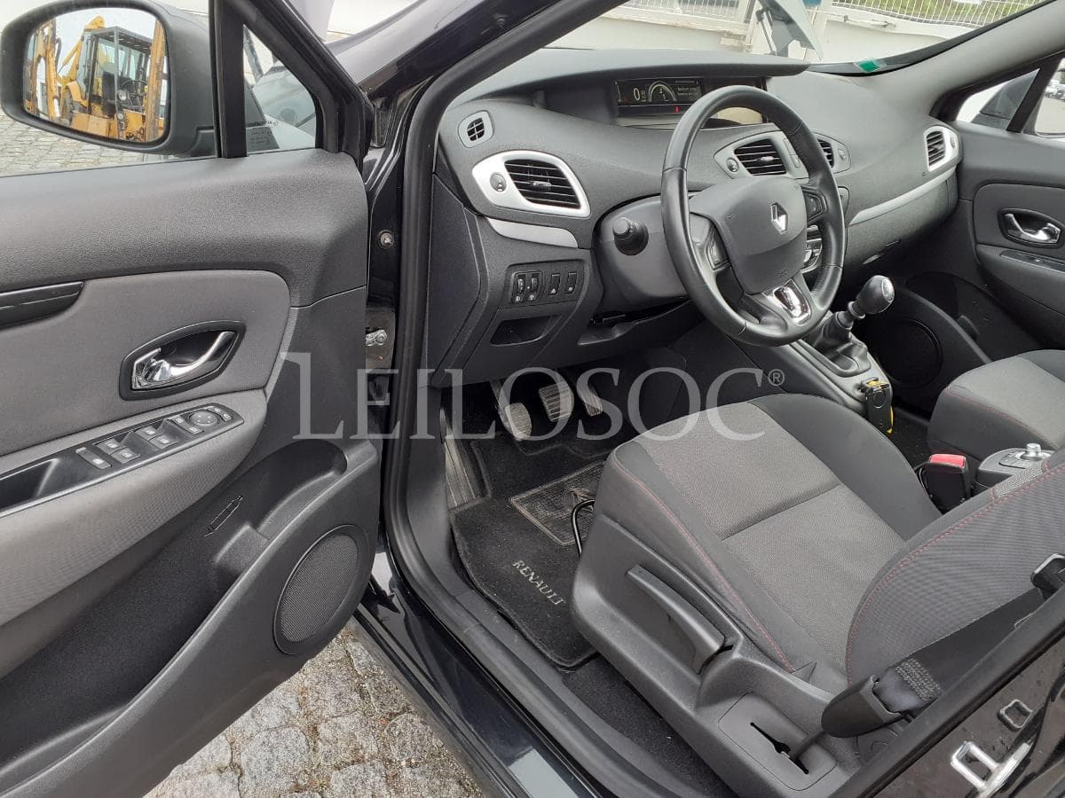 Renault Grand Scénic 1.5 DCI · Ano 2014 — image 7