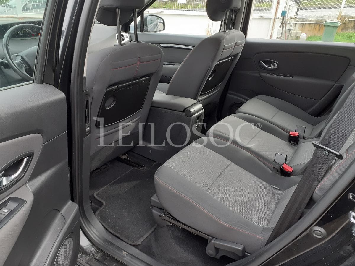 Renault Grand Scénic 1.5 DCI · Ano 2014 — image 17