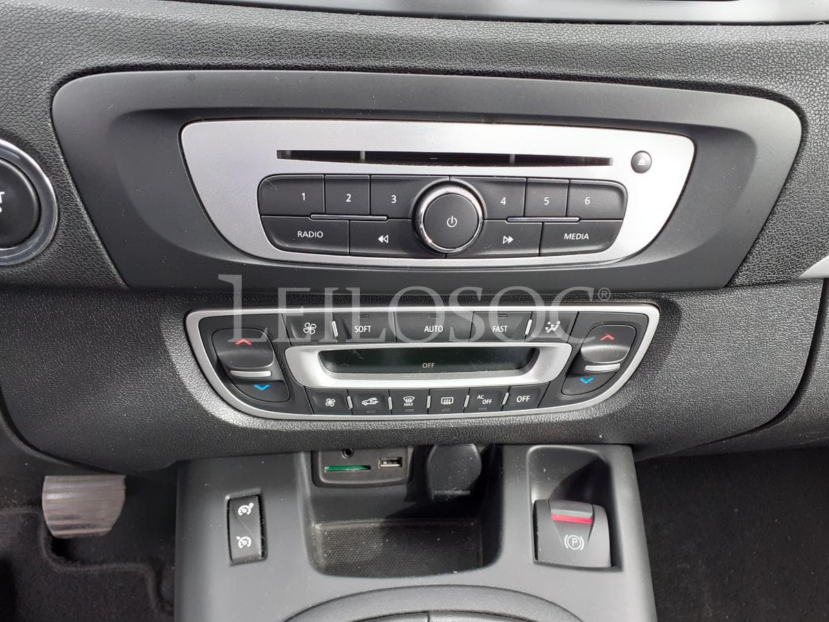 Renault Grand Scénic 1.5 DCI · Ano 2014 — image 13